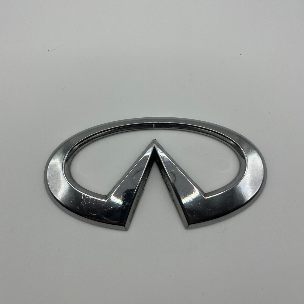 Infiniti Emblem Badge Rear Trunk Logo 84890-5Y800 Chrome Silver Used